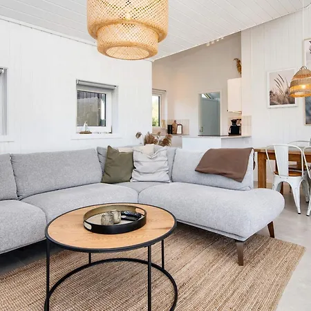 6 Person Holiday In * Ebeltoft