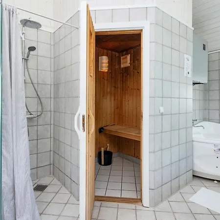 6 Person Holiday In Сasa de vacaciones Ebeltoft