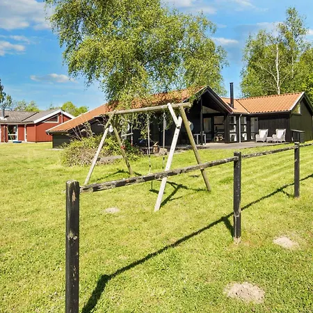 Сasa de vacaciones 6 Person Holiday In